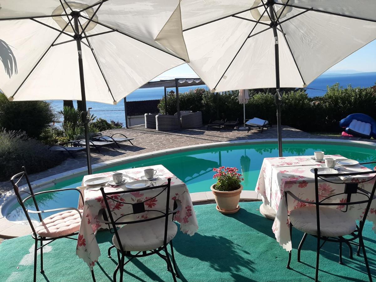 B&B Eva Ičići Extérieur photo
