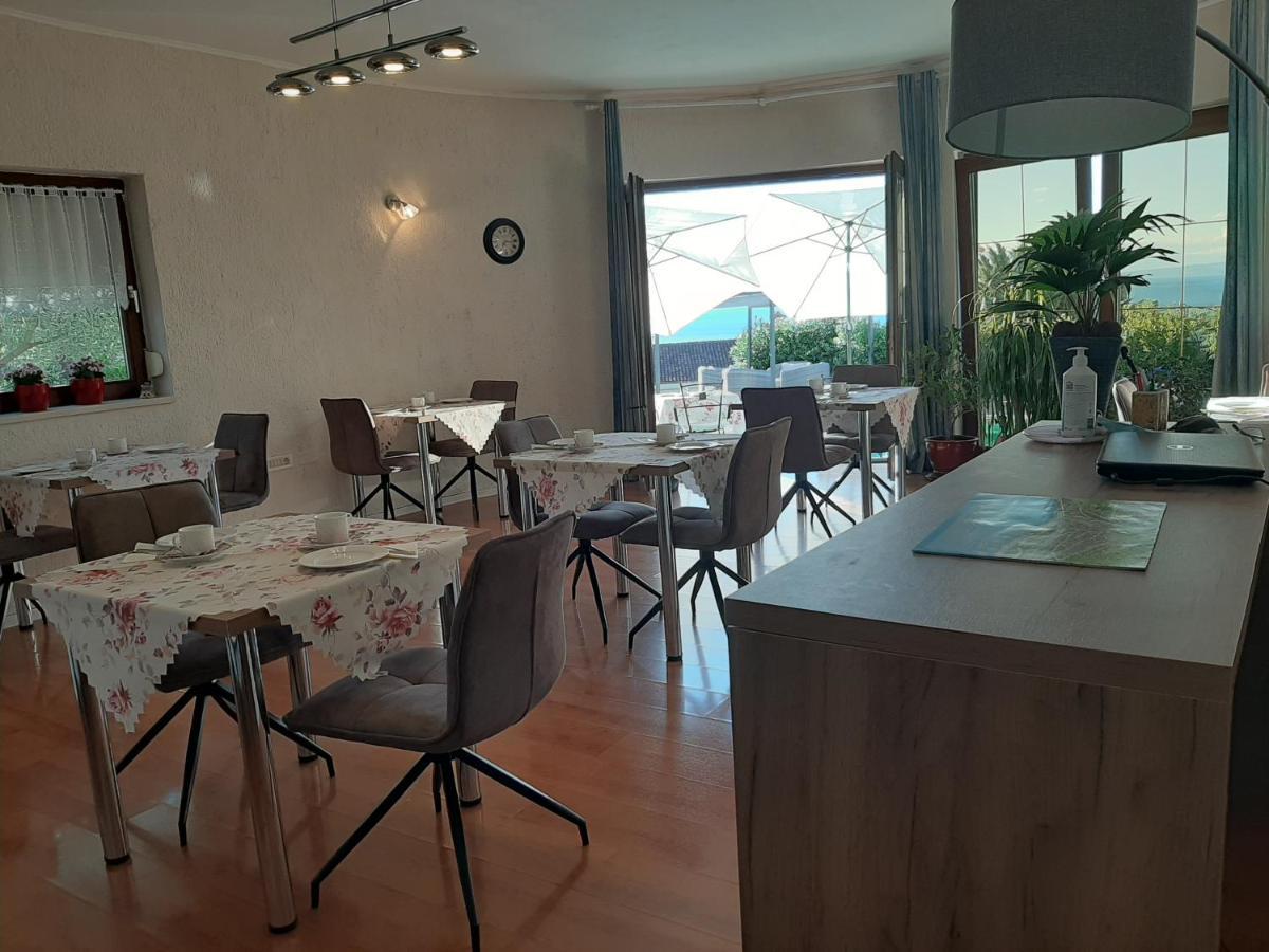 B&B Eva Ičići Extérieur photo